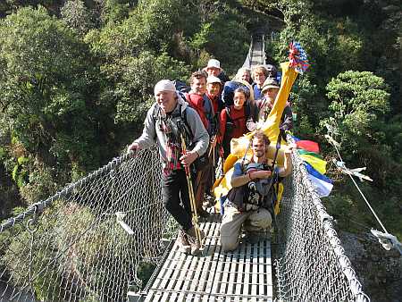 Brcke ber den Dudh Koshi River